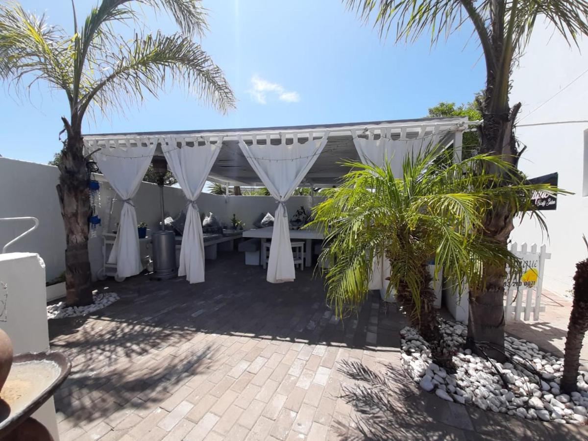 Au Plais De Langebaan At Palm Tree Villa Exterior photo